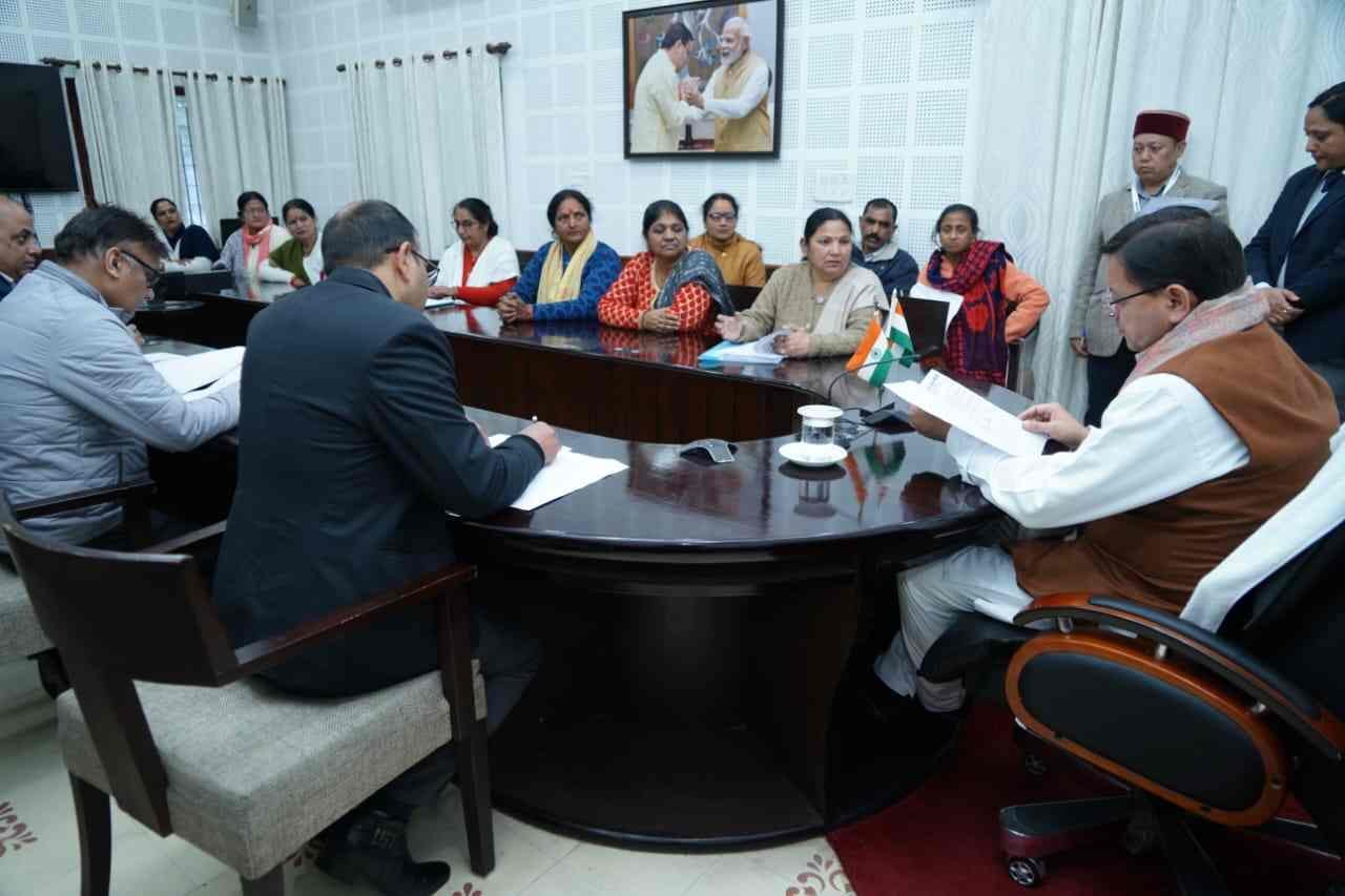 कई कर्मचारी यूनियनों के पदाधिकारियों ने CM से की मुलाकात, आवश्यक कार्रवाई करने का दिया आश्वासन